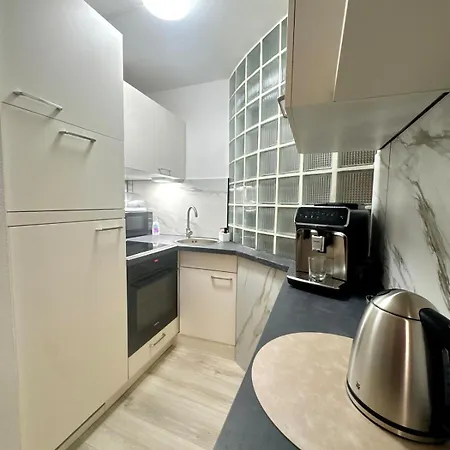 Zentrum Neulengbach, Bahnhofnaehe, Ruhig, Balkon, Parkplatz * Neulengbach