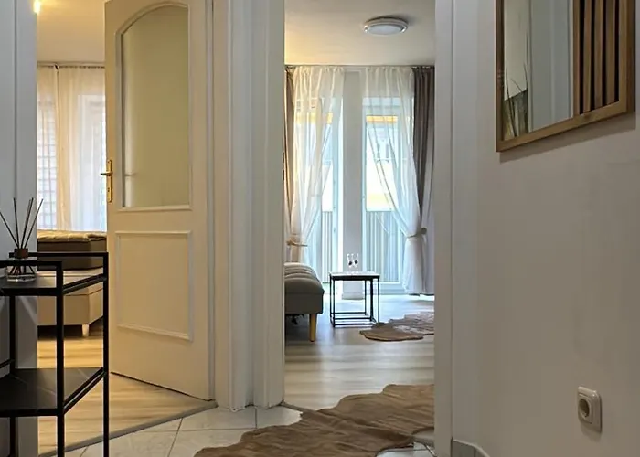 Zentrum Neulengbach, Bahnhofnaehe, Ruhig, Balkon, Parkplatz * Neulengbach