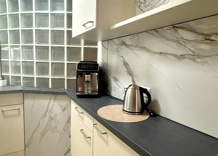 Zentrum Neulengbach, Bahnhofnaehe, Ruhig, Balkon, Parkplatz * Neulengbach